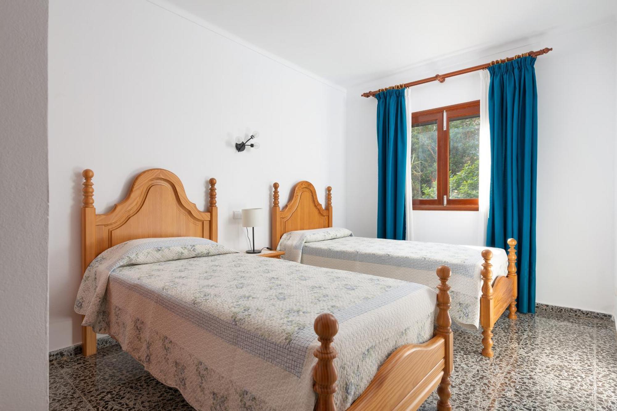 Amplia En Mallorca Con Jardin, 4 Y Zona Bbq Cerca Del Mar En Portocolom *
